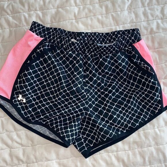 Under Armour Pants - under armour black and pink running shorts